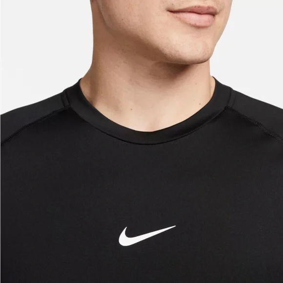Nike Men's Pro Dri-FIT Slim Short-Sleeve Top - Picture 3 of 10